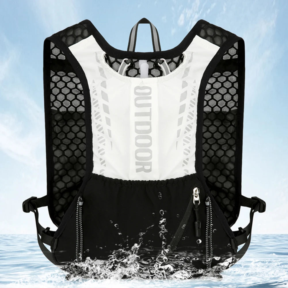 Lightweight Hydration Running Vest – Waterproof & Breathable