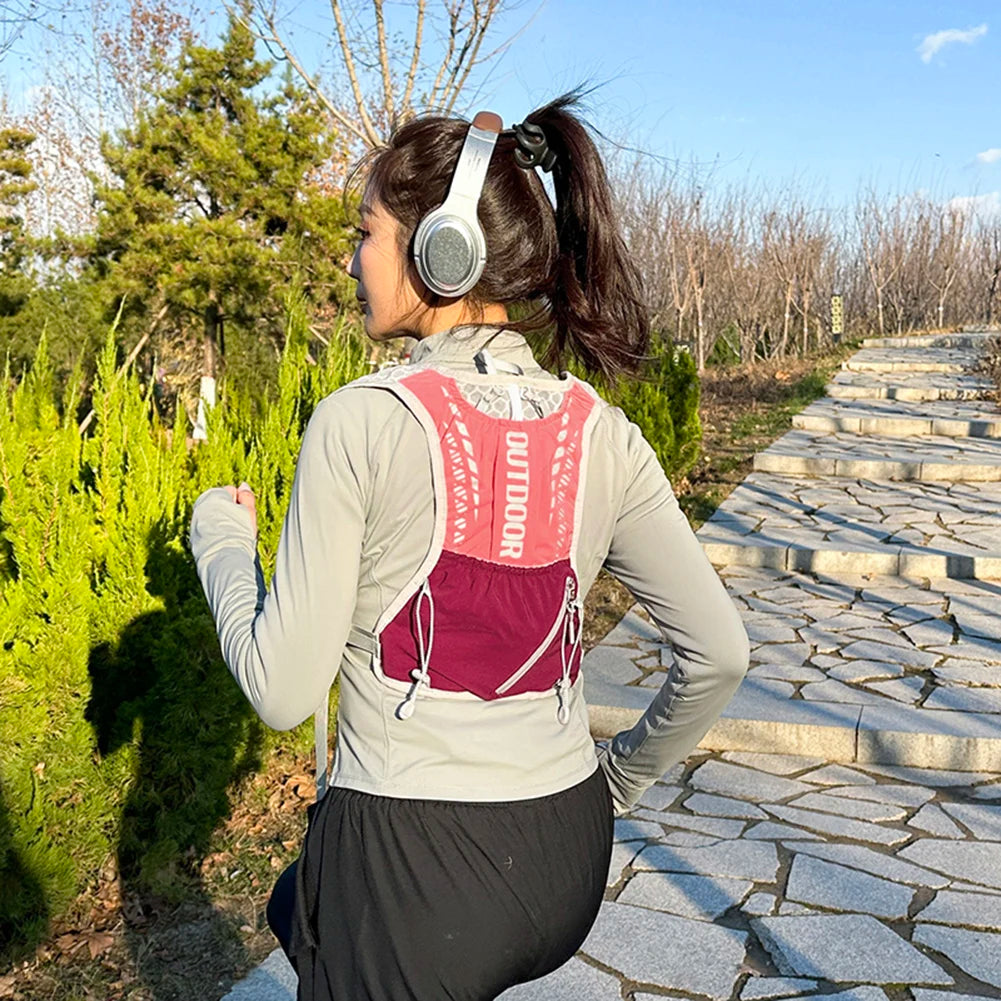 Lightweight Hydration Running Vest – Waterproof & Breathable